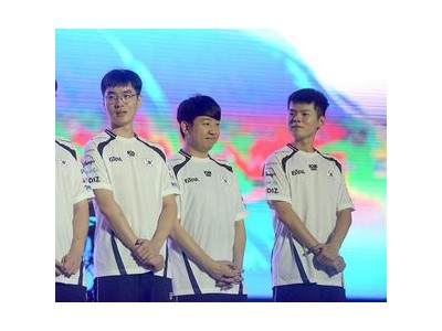 부산FC 선수들 팀 분위기 끌어올리기 위해 빨래까지 걷어준다