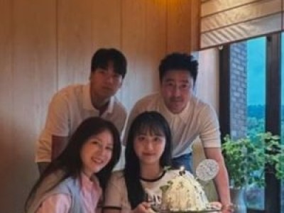 무인도 원조 셰프들 다시 뭉쳤는데 안정환은 리원·리환이에게 MC 바통 넘겨야 해