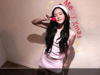 블랙핑크 지수 산타클로스로 분장해 눈길