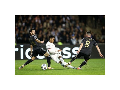 첼시 아제르바이잔 원정에서 2-2 무승부로 승점 1점만 얻어