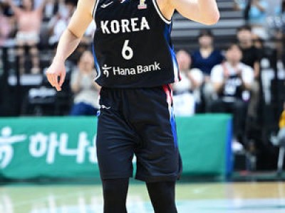 이정현 드디어 복귀했네 한국 농구 팬들 기대감 높아져